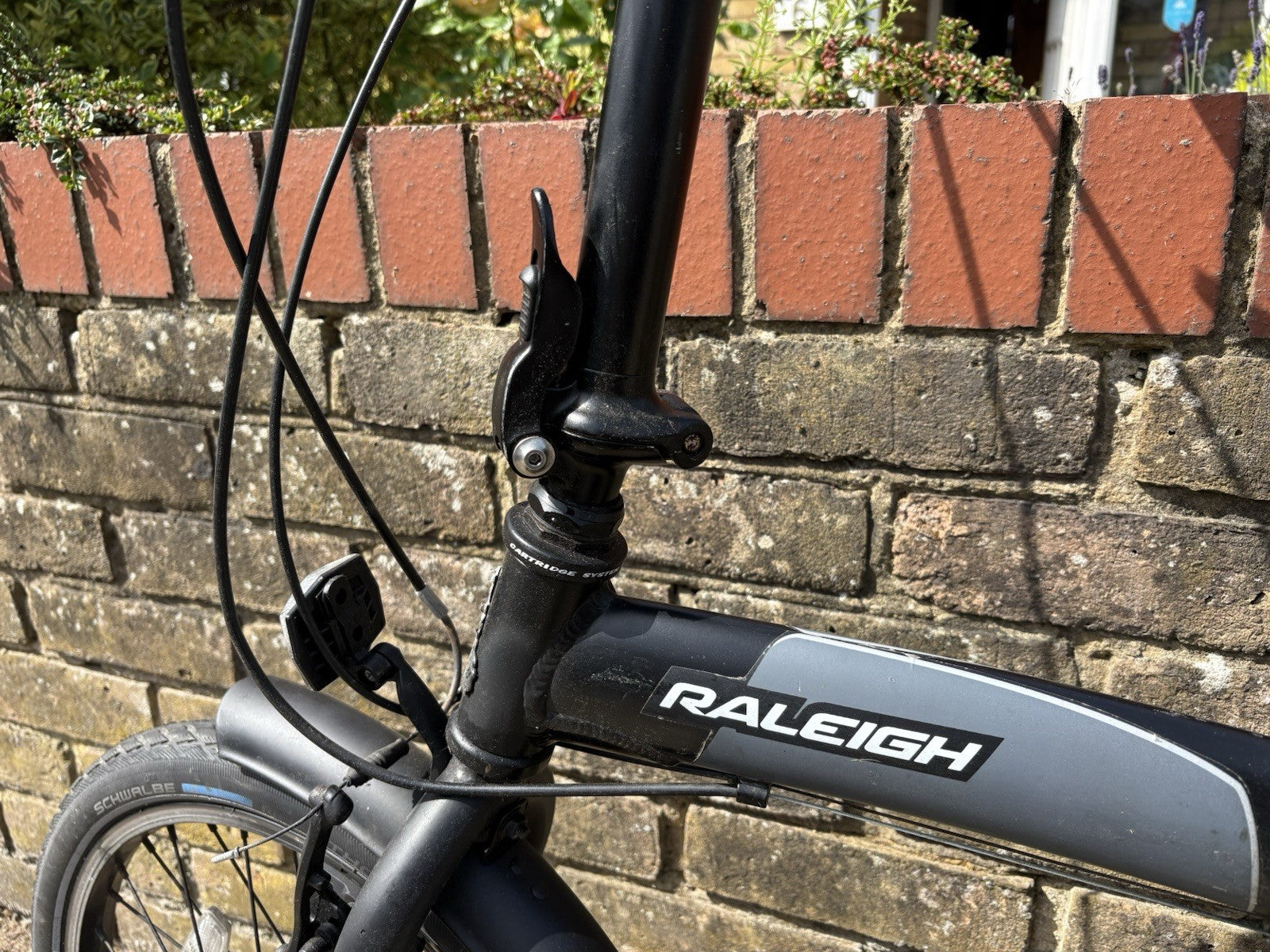 Raleigh Stowaway Folding Bike