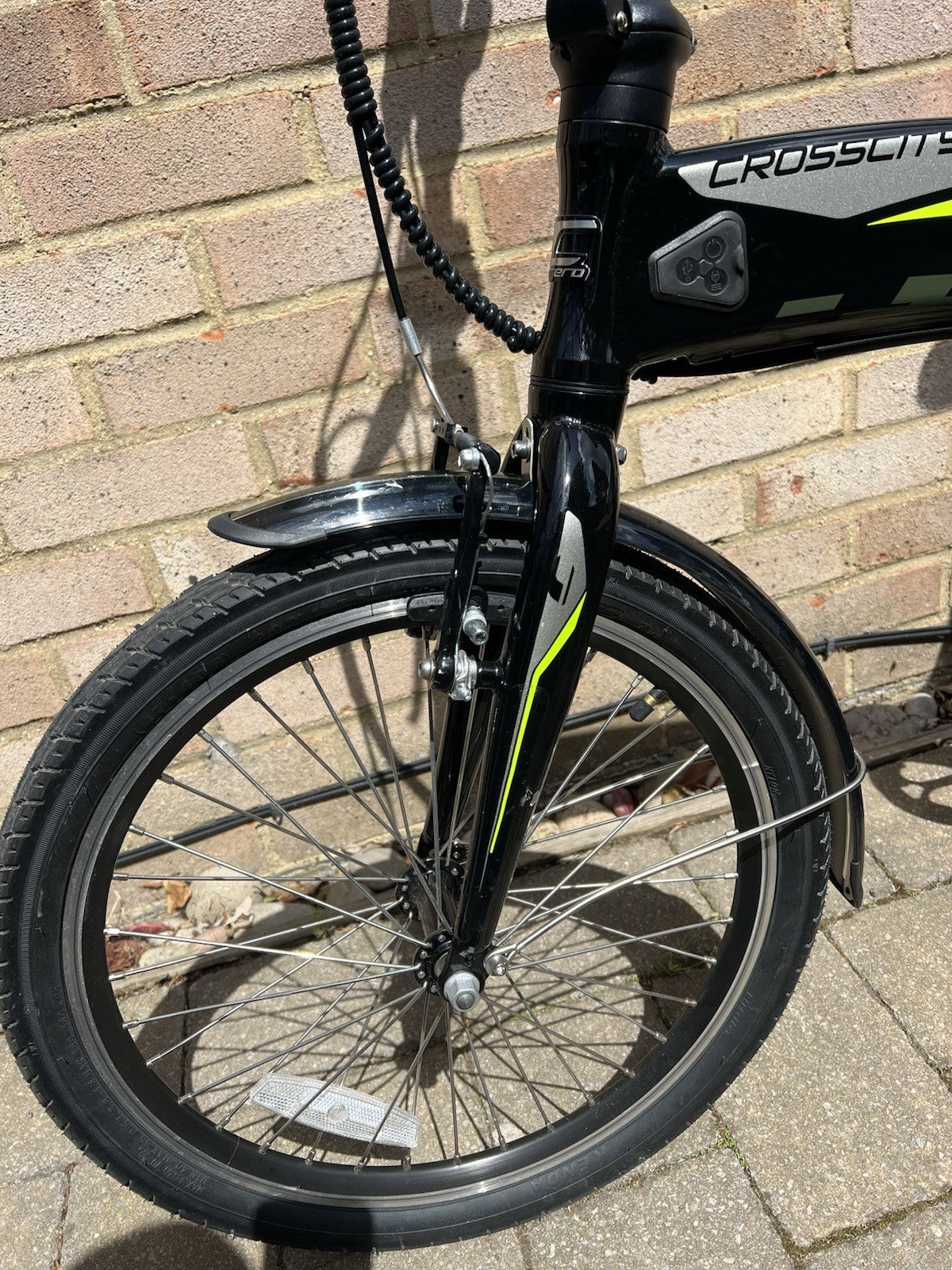 Carerra Cross City Folding Bike