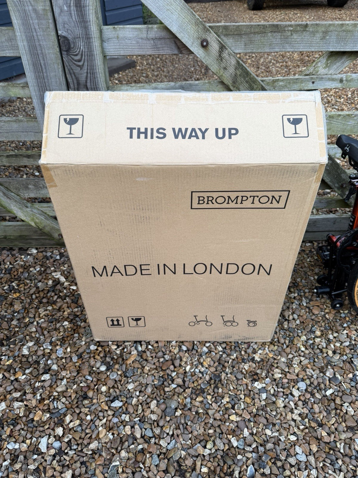 Brompton C Line Black Edition Explore Flame Lacquer, Low 6-Speed
