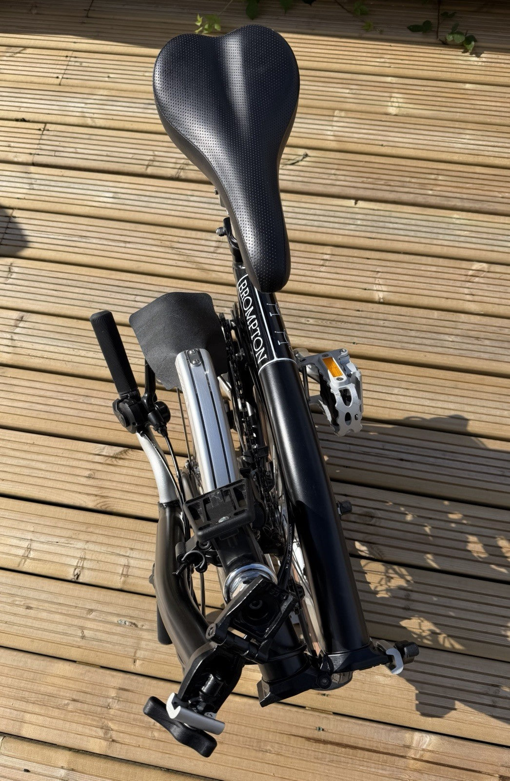 Brompton Folding Bike 6-Speed Black Excellent Used Condition