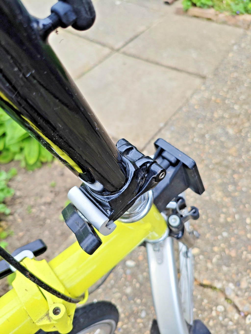 6-Speed Brompton M6L (I think) Folding Bike 2005 Canary Yellow, mudguards.