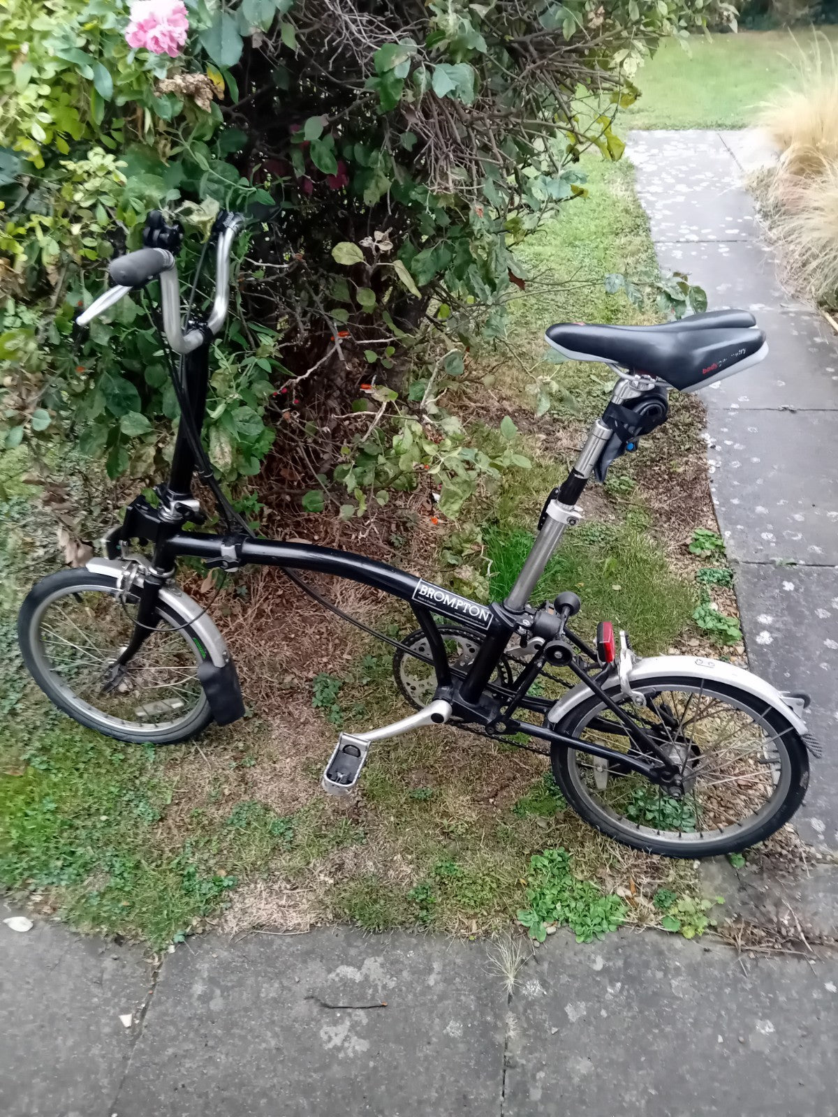 BROMPTON FOLDING BICYCLE [BLACK]