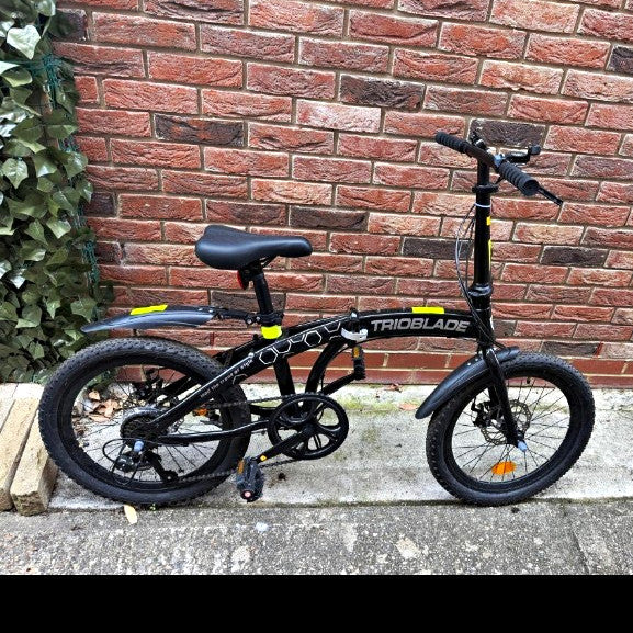 Trioblade BMX Bike 20in Black Mechanical Disc Brake w/ Fenders Kickstand.