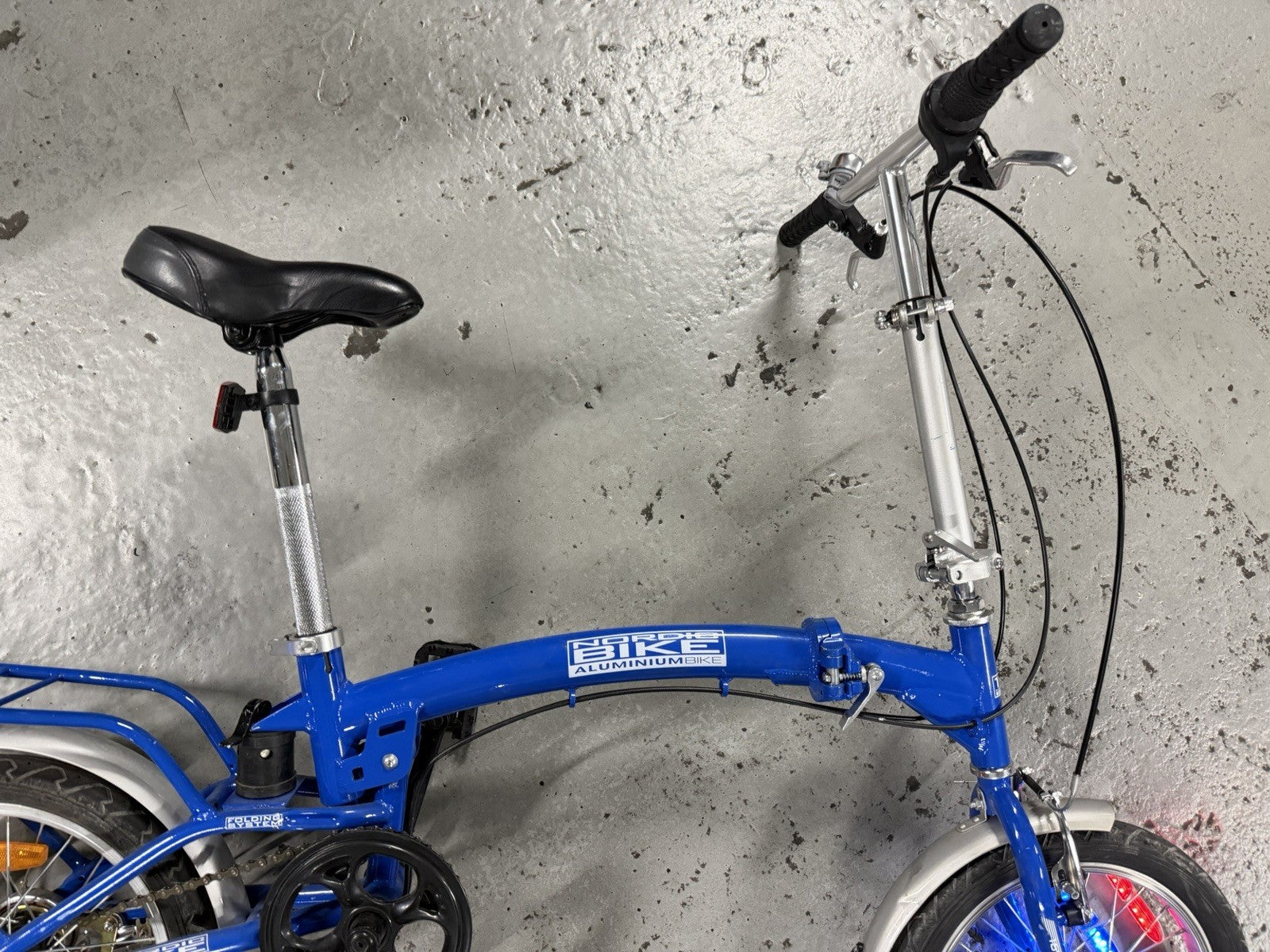 Folding Nordic Bike Bicycle In Good Condition