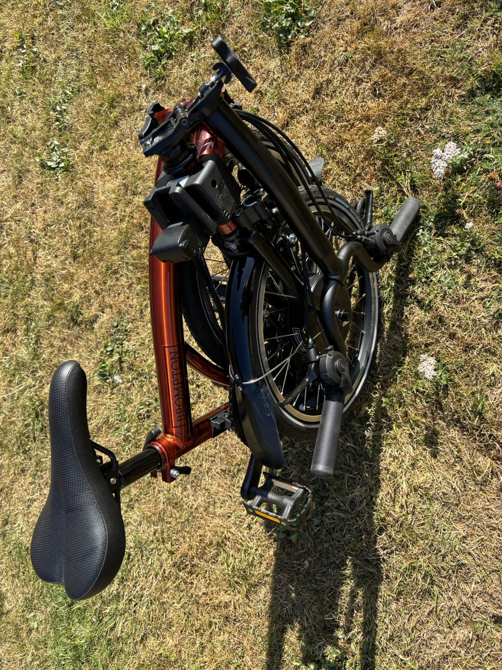 Brompton Electric C Line Explore Mid + Rack - 12 Spd - flame lacquer