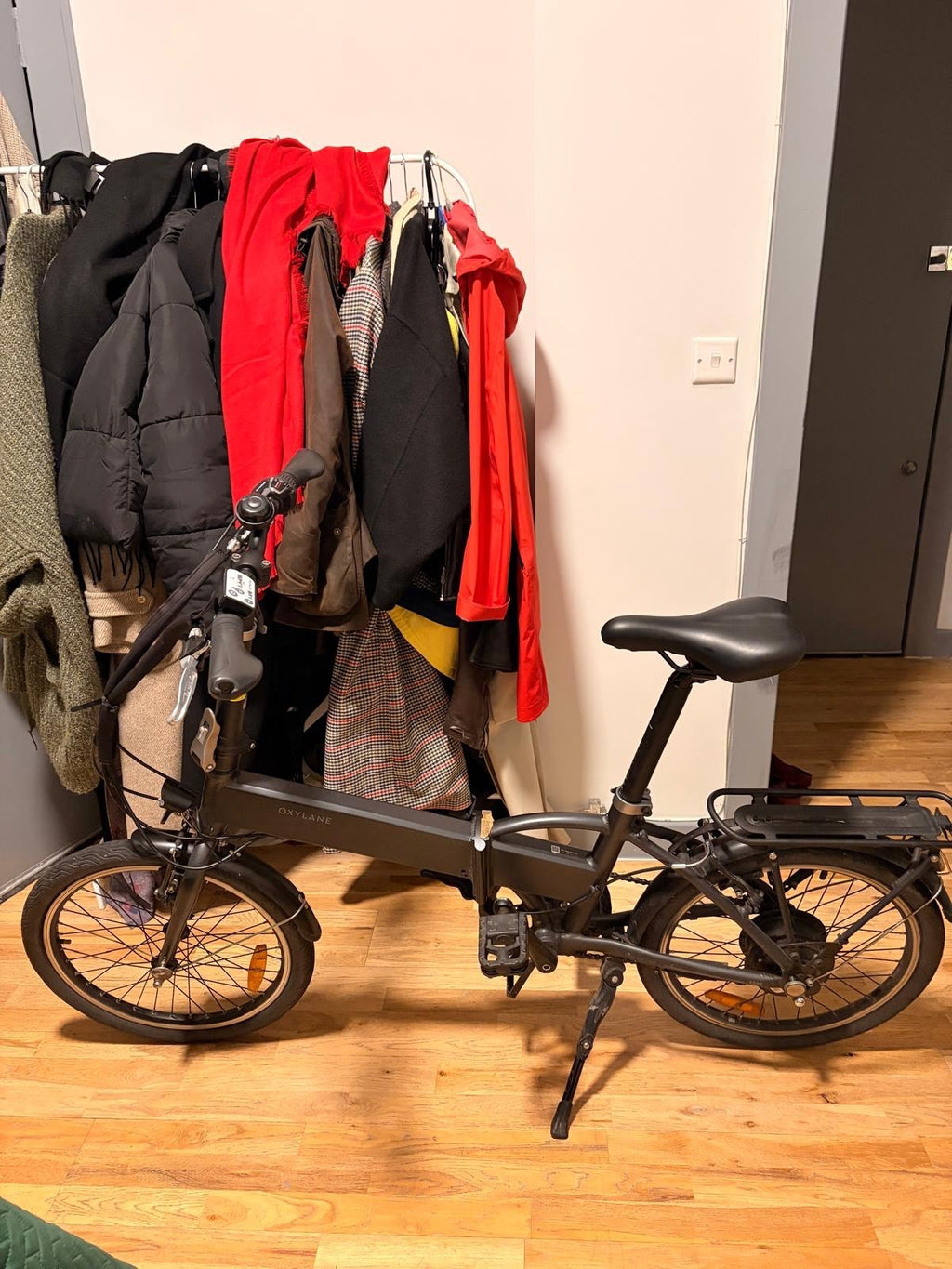 B twin- Oxylane E500 folding bike