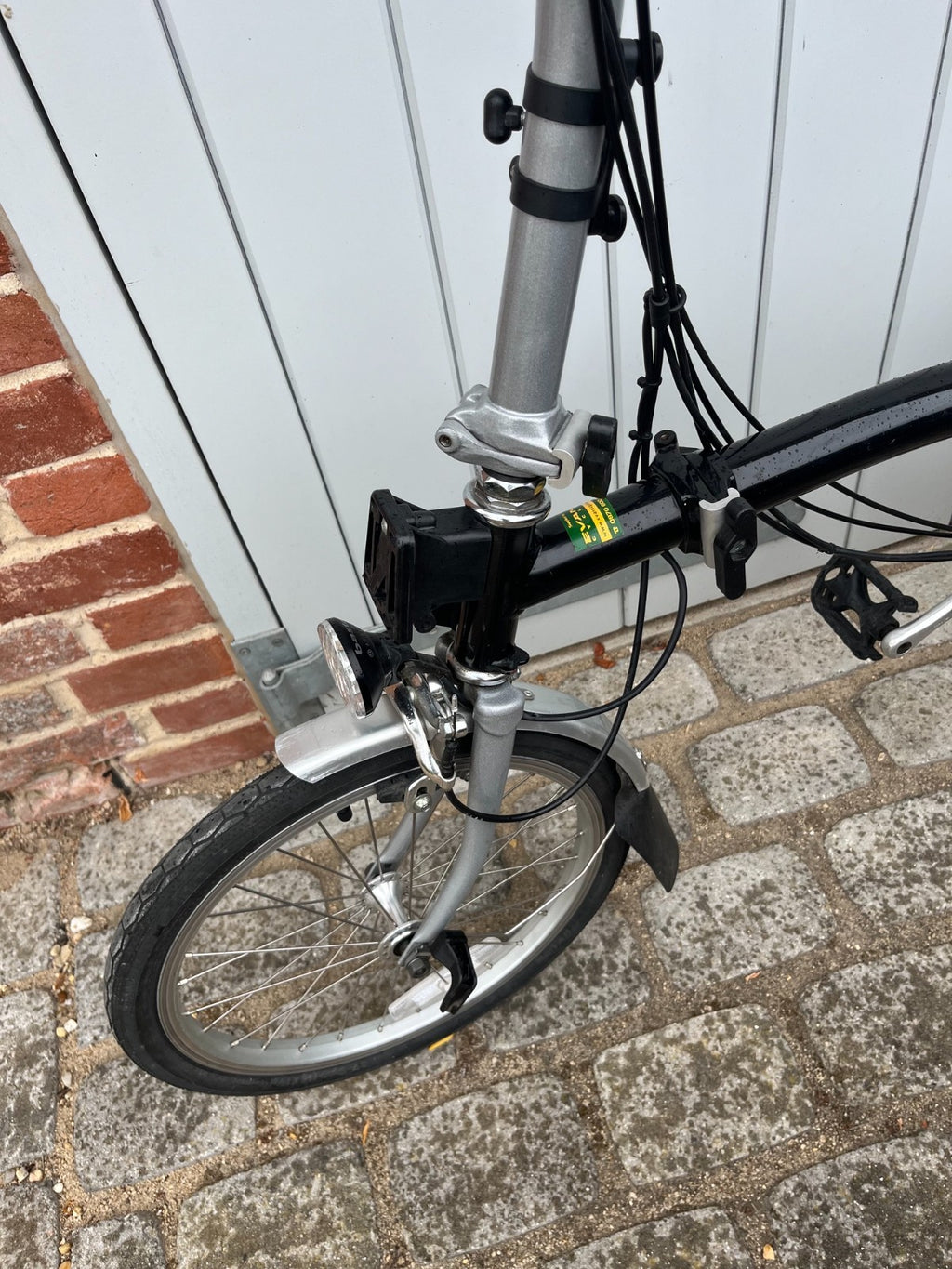 BROMPTON M6R-Plus - Black 6-gear Folding Bike with rear rack