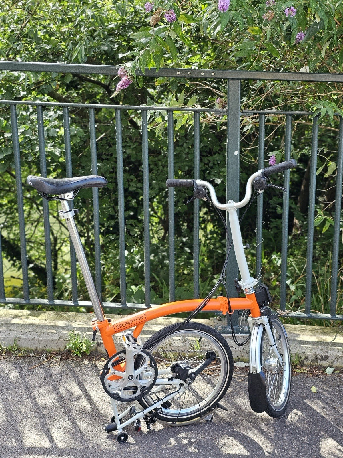 Brompton Folding Bike 16in Wheels Orange/white Silver Mudguards Cruiser Bar