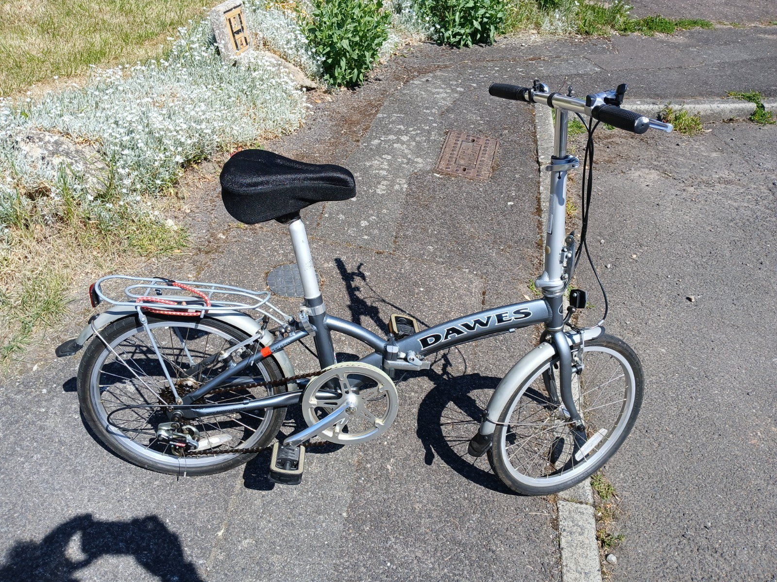 dawes alluminium folding pushbikr