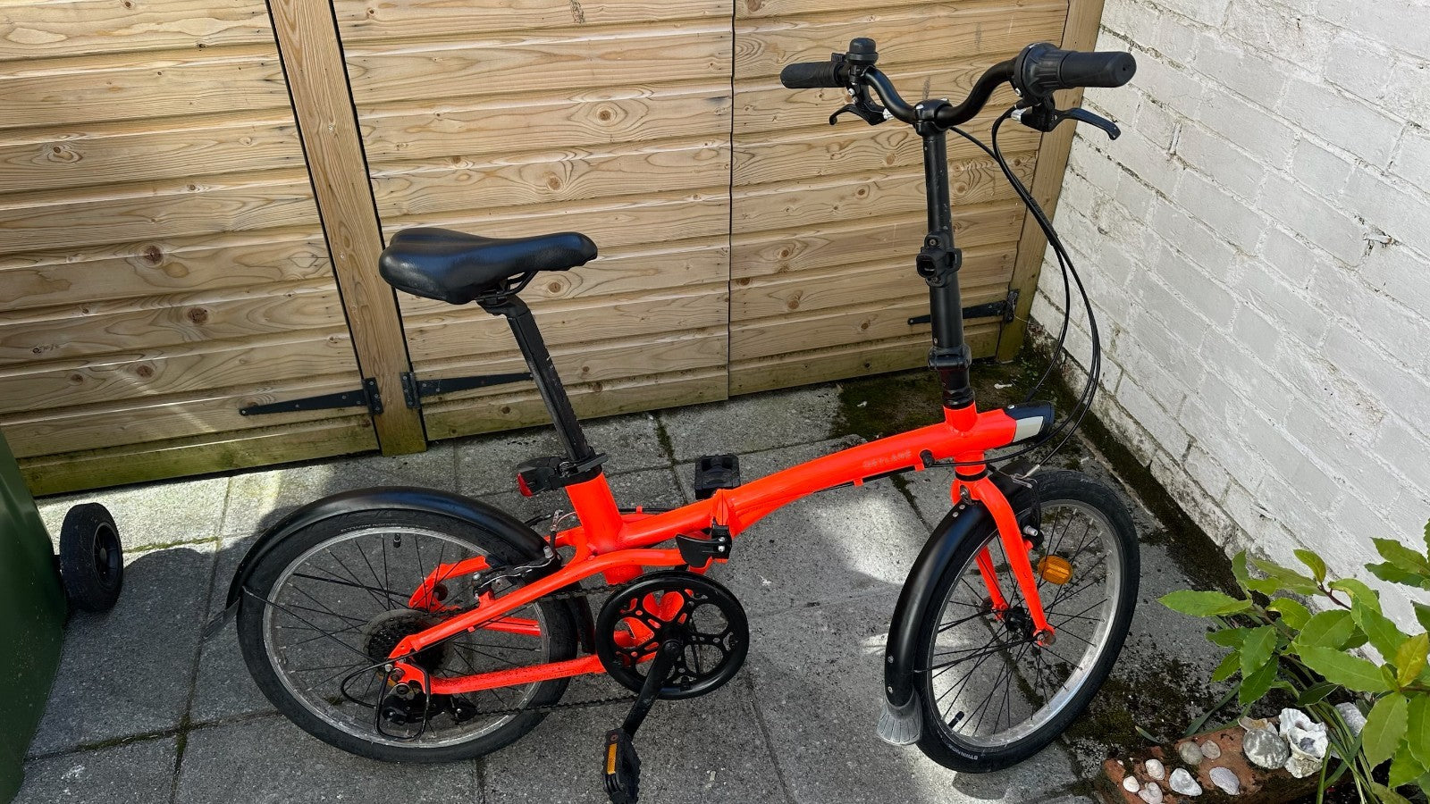 Red Oxylane Folding Bicycle 6-Speed