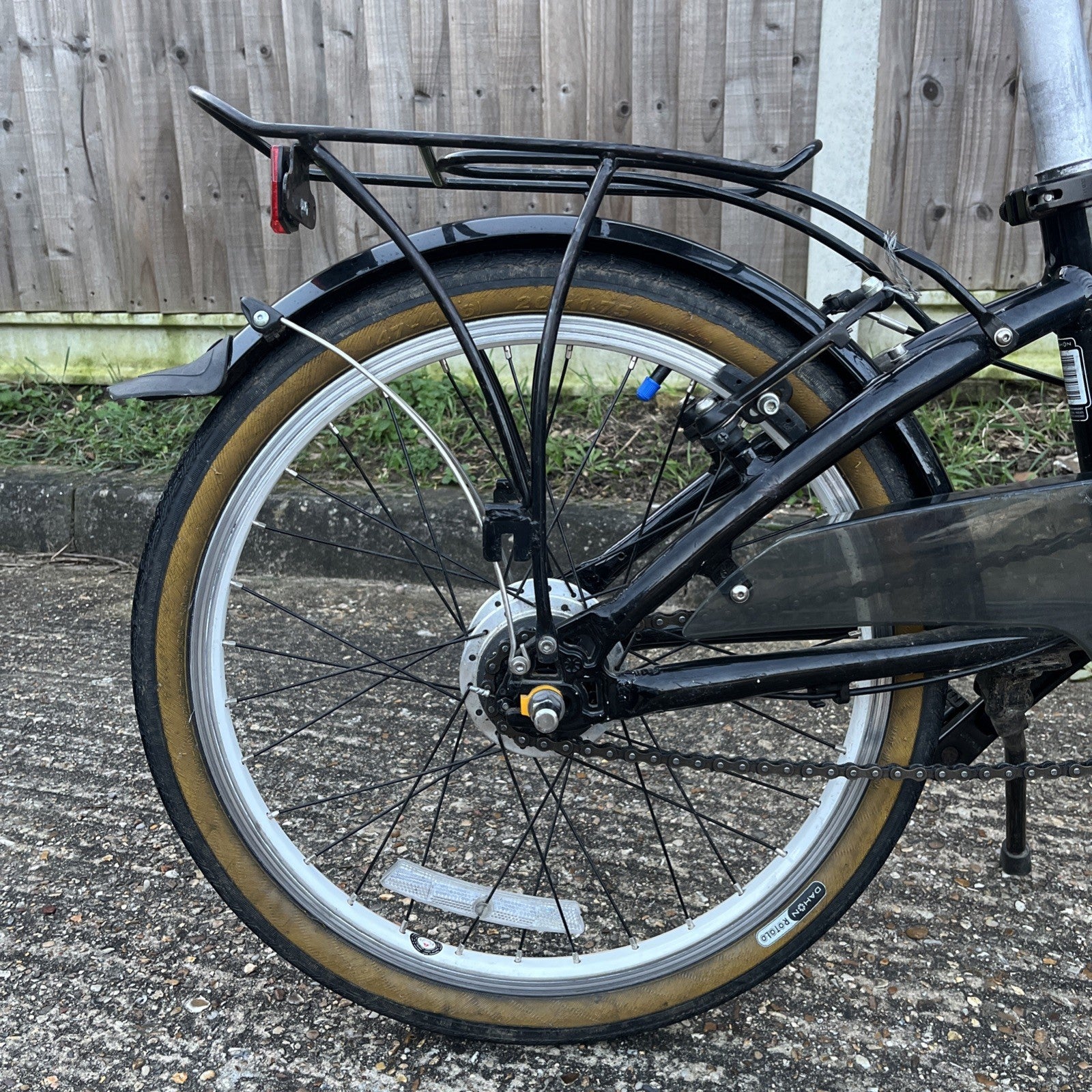 Dahon Vitesse Aluminium Folding Bicycle  7 Speed HUB Gears Bike
