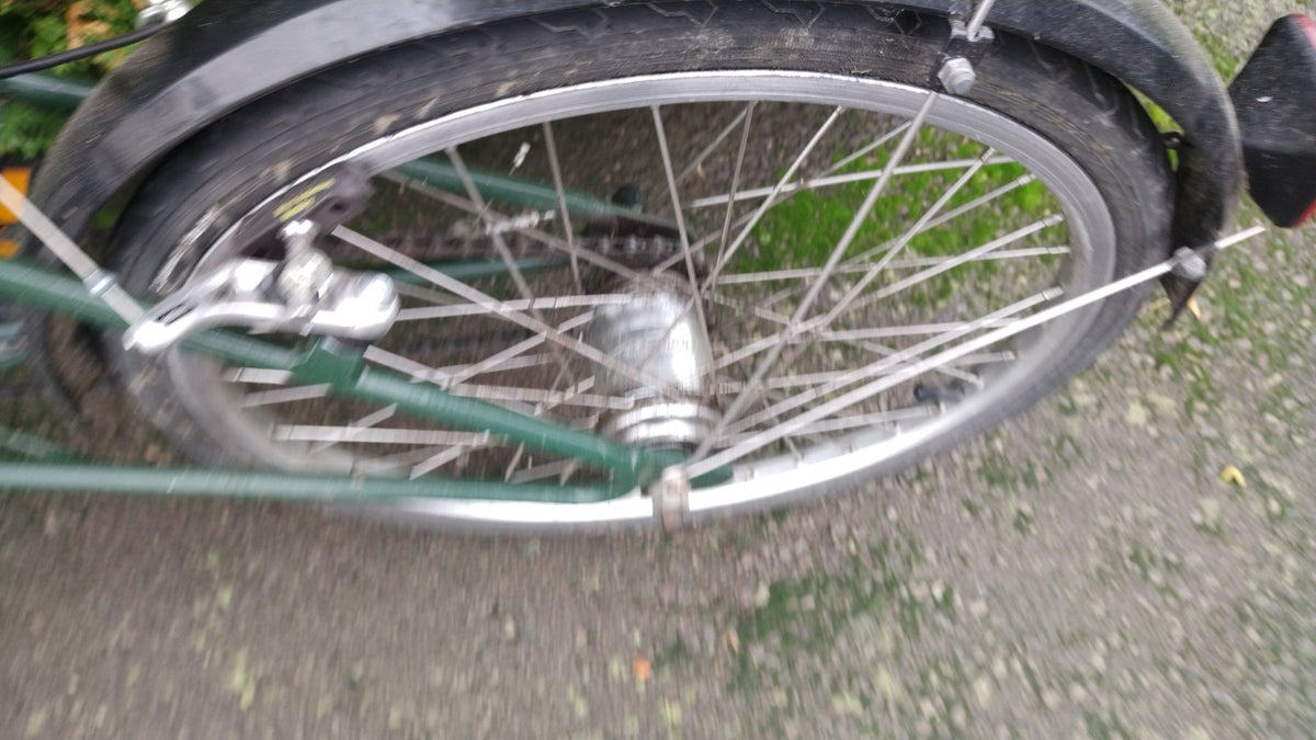 Moulton Folding Bike 20in 5-Speed Green Flat Bar Mudguards Kickstand