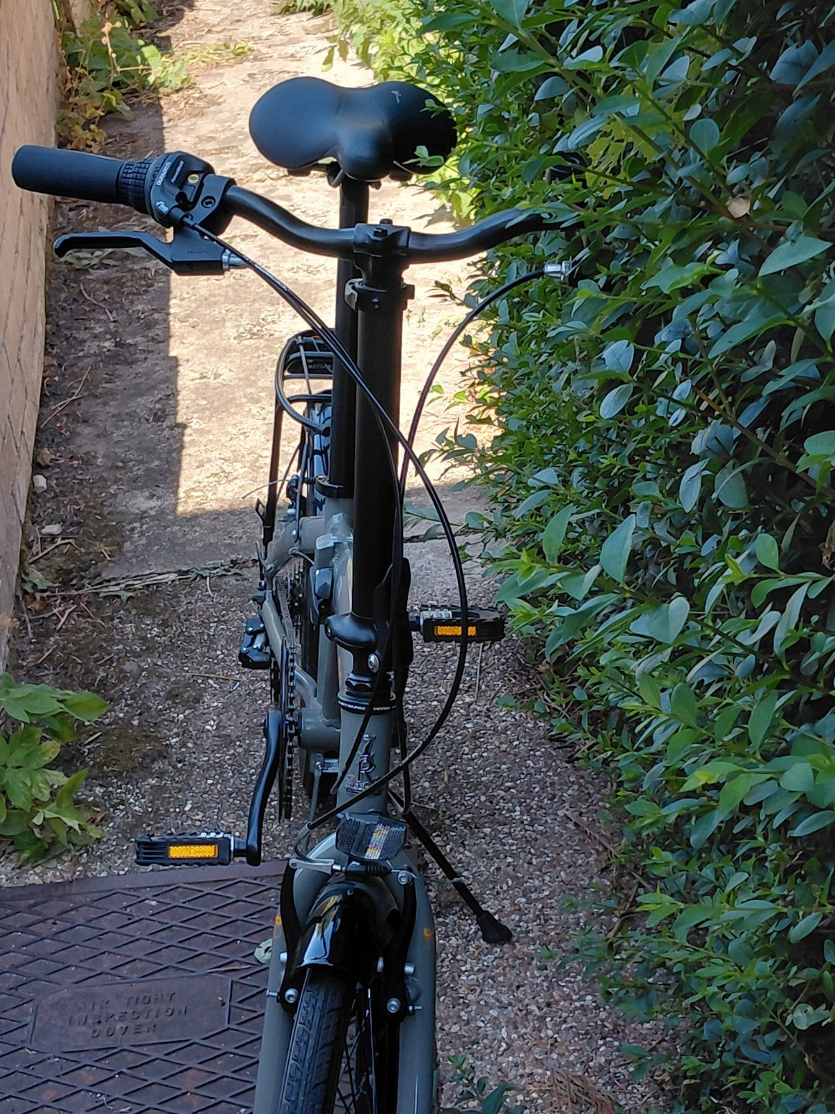 Raleigh Evo 2 Folding Bike 7-Speed Shimano Gears, Grey