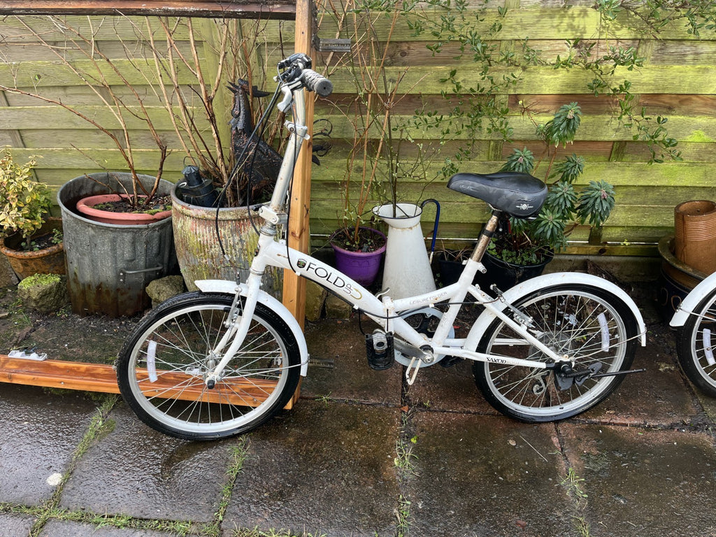 Saxon Leisure Foldable Bike Adults X2  ok condition,TLC and they're good to go.