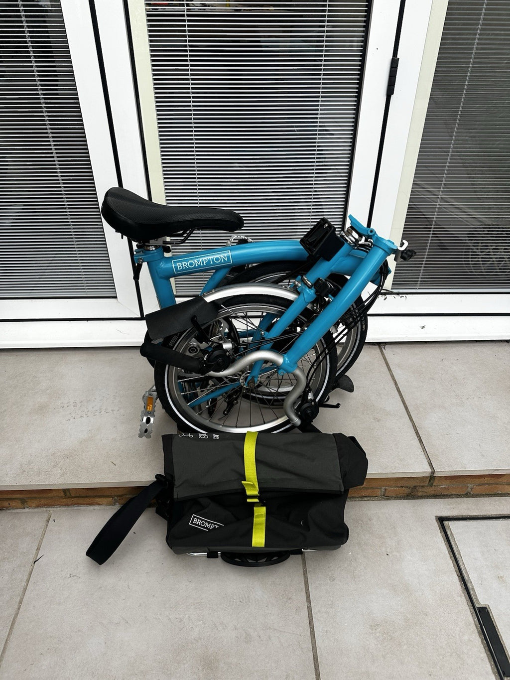 2018 Brompton M6L Folding Bike – Lagoon Blue – Six Speed – Mudguards & Bag