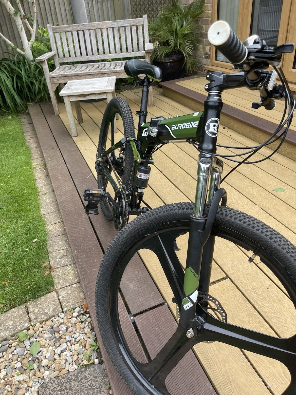 Eurobike G7 Adult Folding Bike 27.5 Inch Mountain Bike 21 Speed 27.5” Wheels