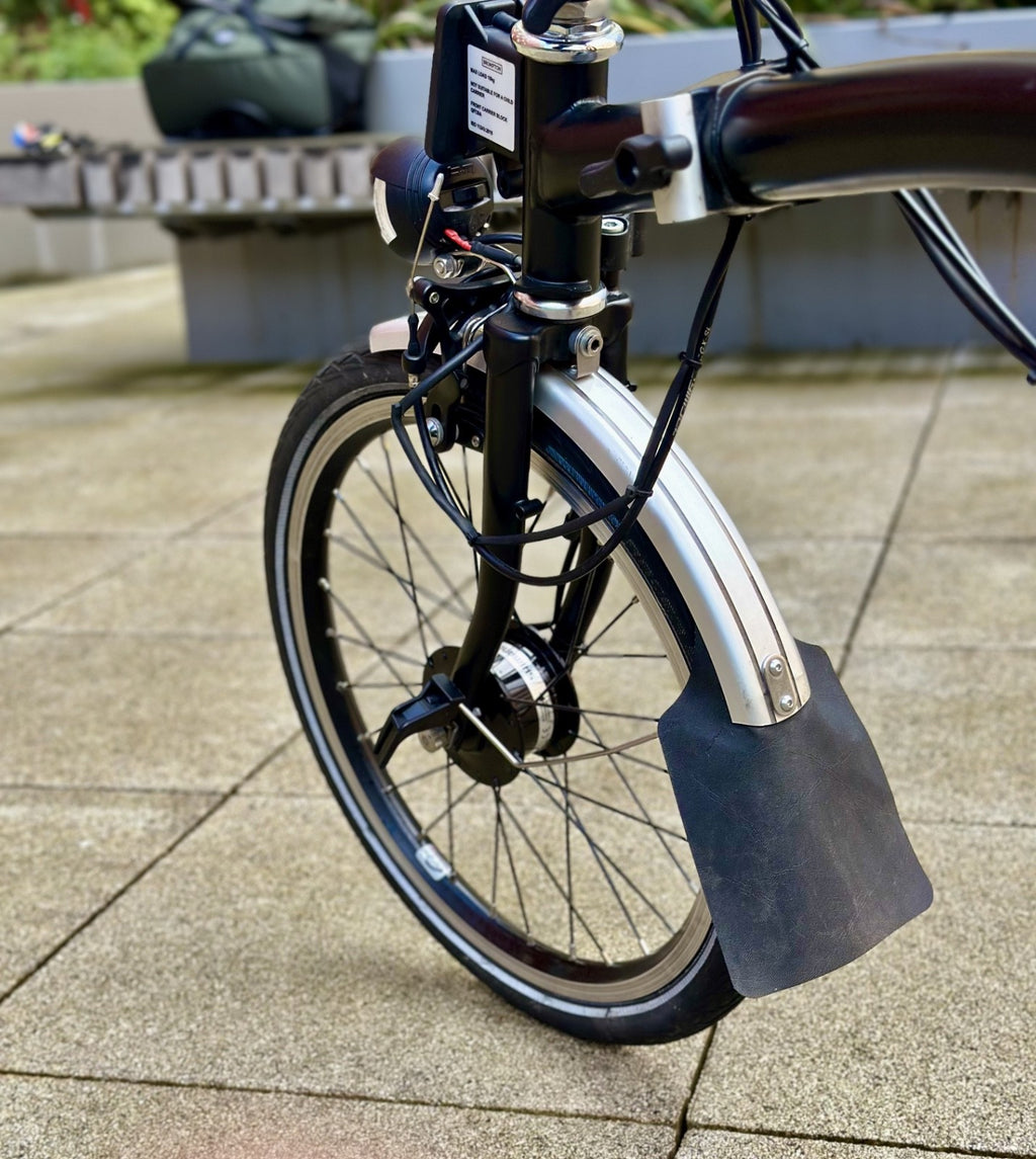 Brompton C Line M3L (3 Speed) Dynamo  2022 folding bicycle - Excellent condition