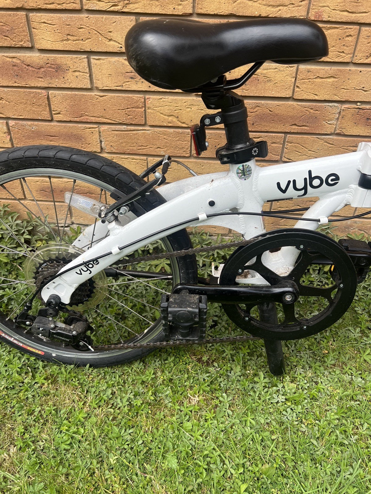 Dahon Vybe D7 Folding Bike (£599 New) white happy to ship