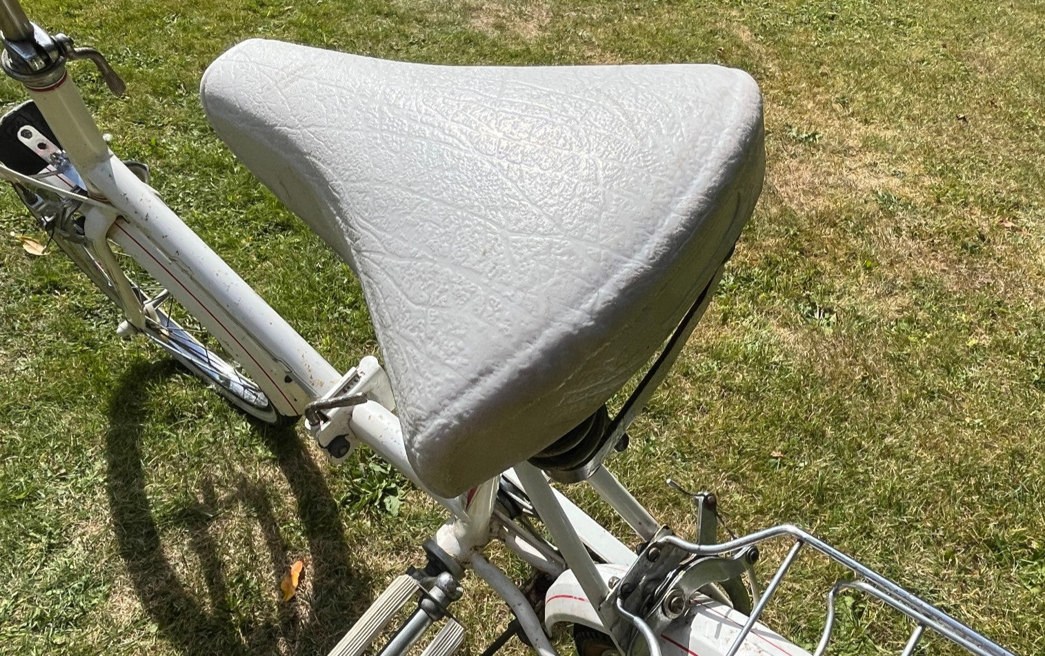 UNIVERSAL : 20" Wheel UniSport Sturmey Archer 3 Speed 1980s Vintage Folding Bike