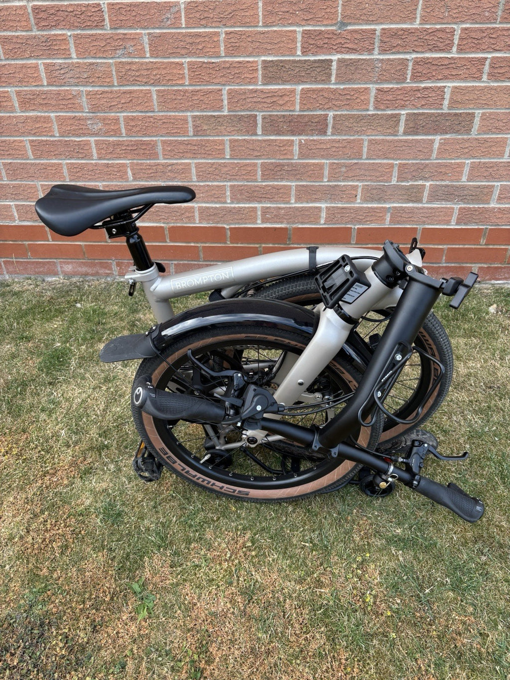 Brompton G Line Medium Folding Bike 8-Speed, Traildust White