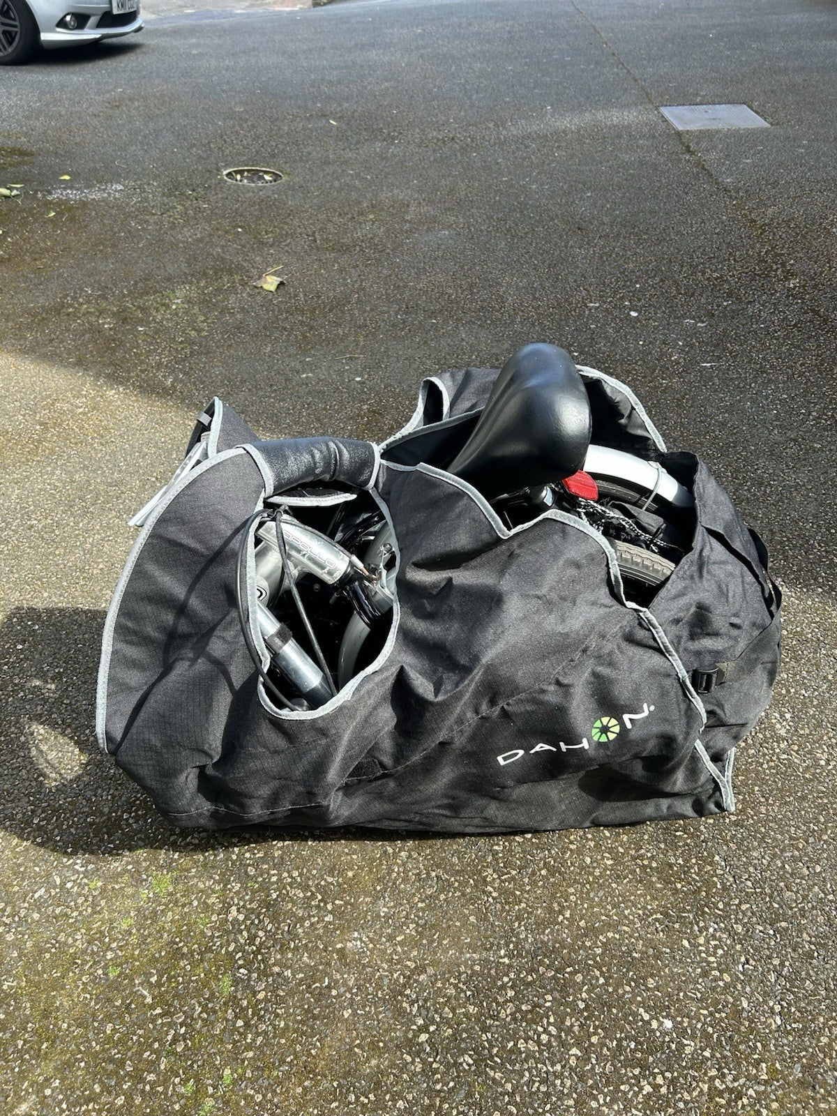 Apollo Transition Folding Cycle-Excellent Condition-Hardly Used-with Storage Bag