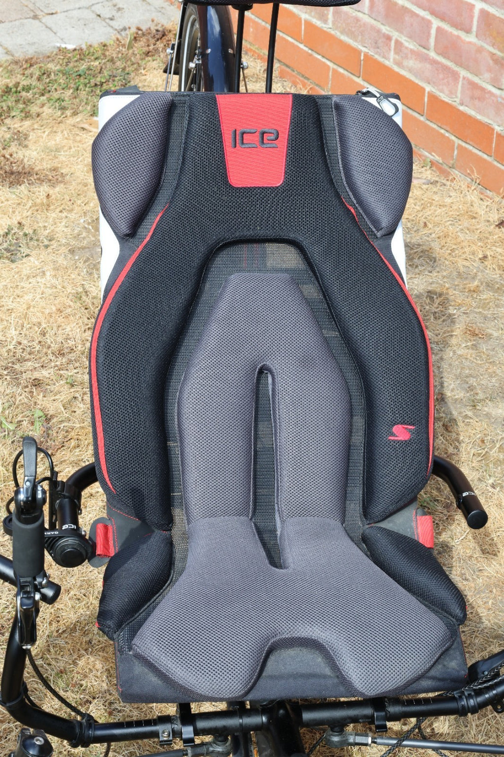 ICE Sprint X Tour folding recumbent adult trike - great condition, just 98 miles