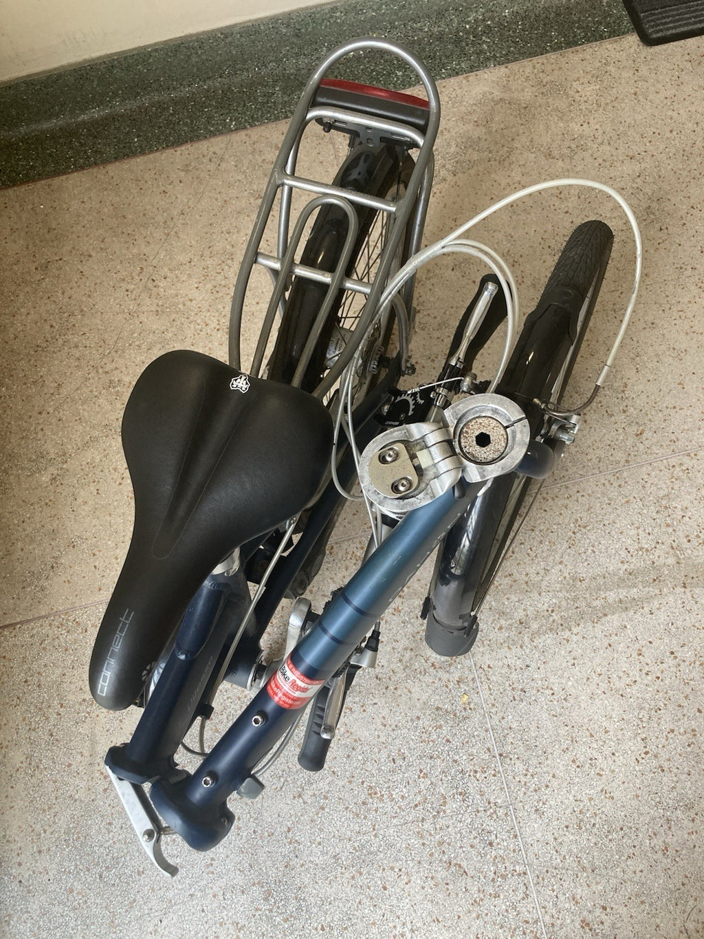 Dahon Vitesse D3 compact Alloy Folding Bike