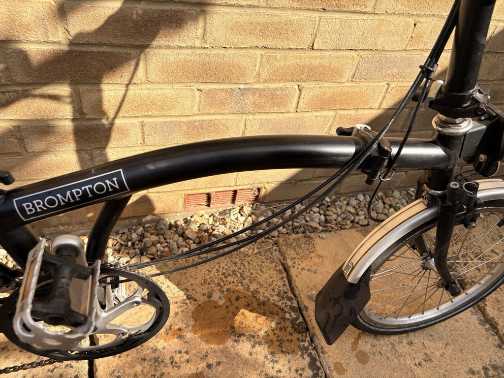 Brompton Foldable Folding Bike 16in Wheels Black/Silver Mudguards Rim Brakes 6sp