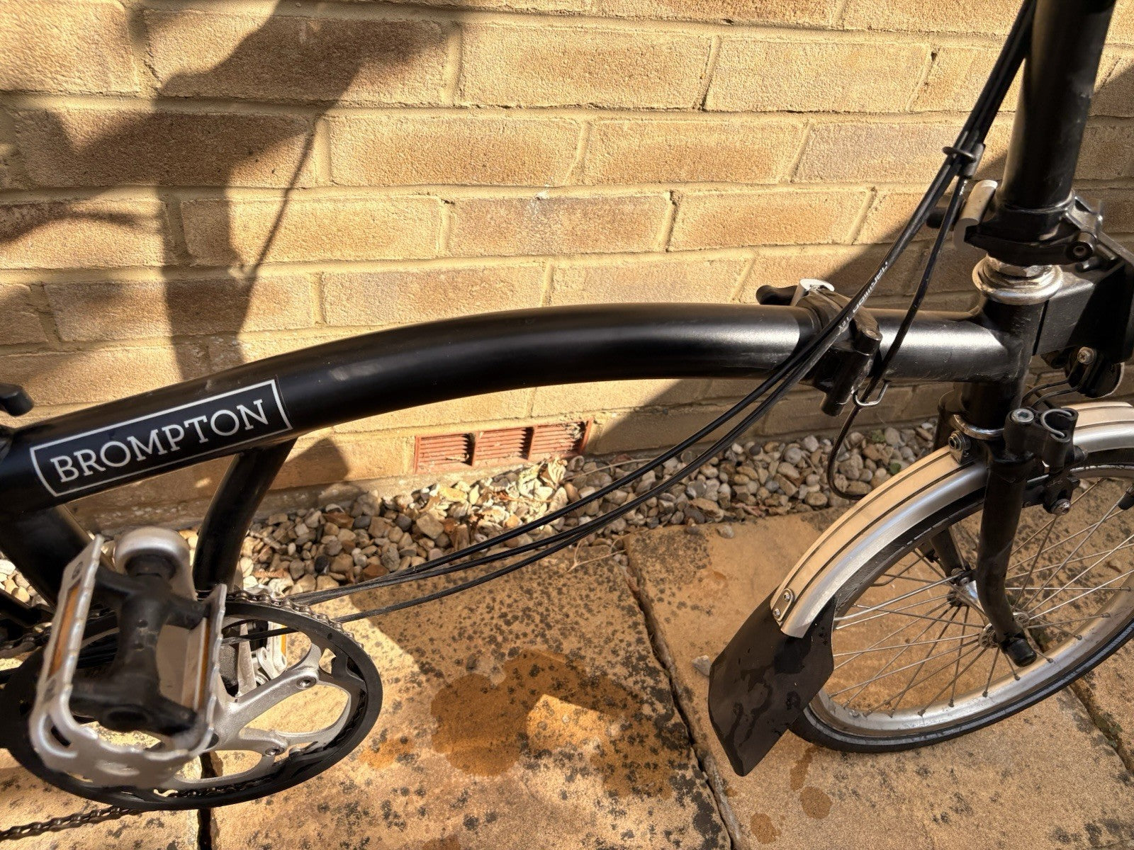 Brompton Foldable Folding Bike 16in Wheels Black/Silver Mudguards Rim Brakes 6sp