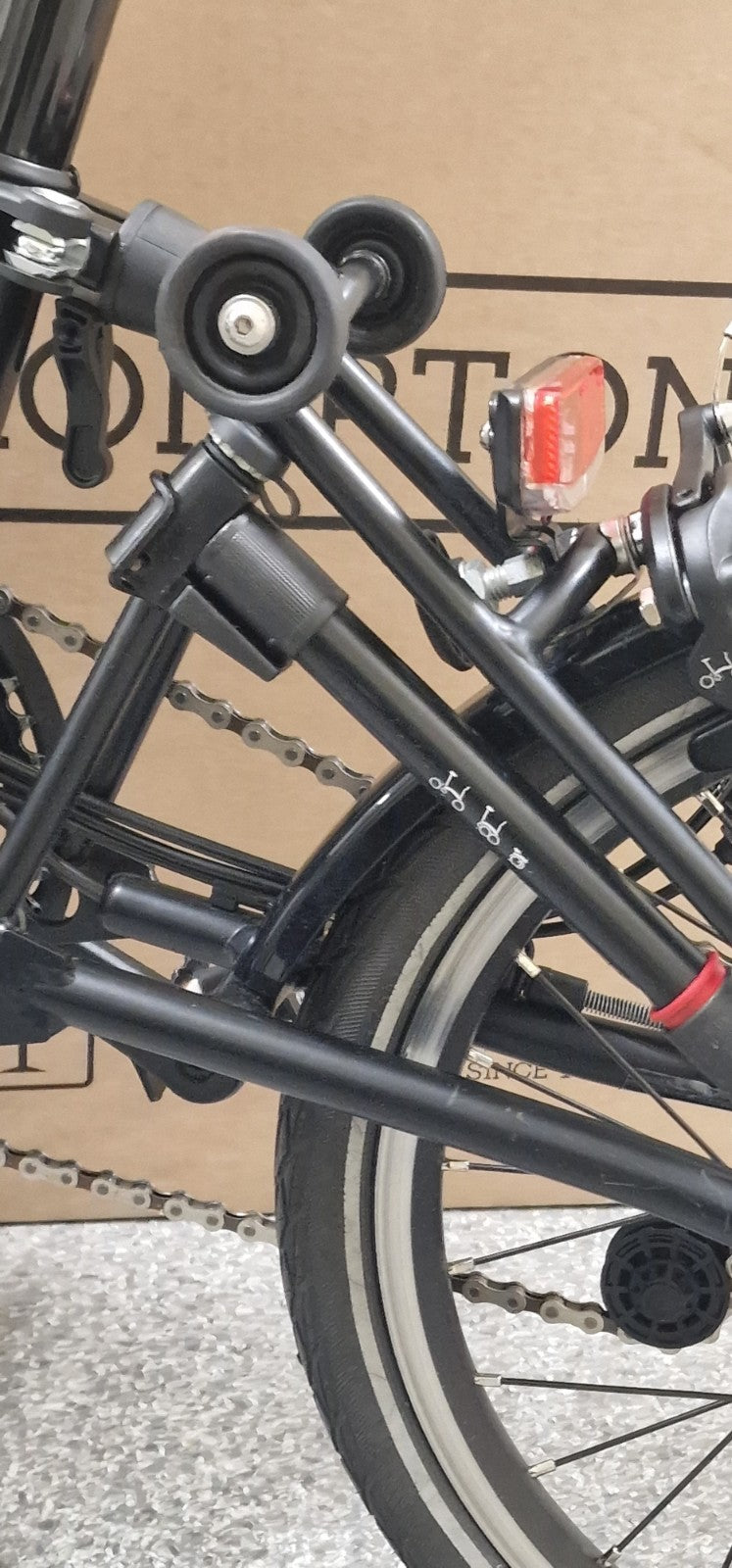 Brompton Black C Line 6 Speed fold bike + Free UK & Low Co$t WORLD📦🛩 🌎📫