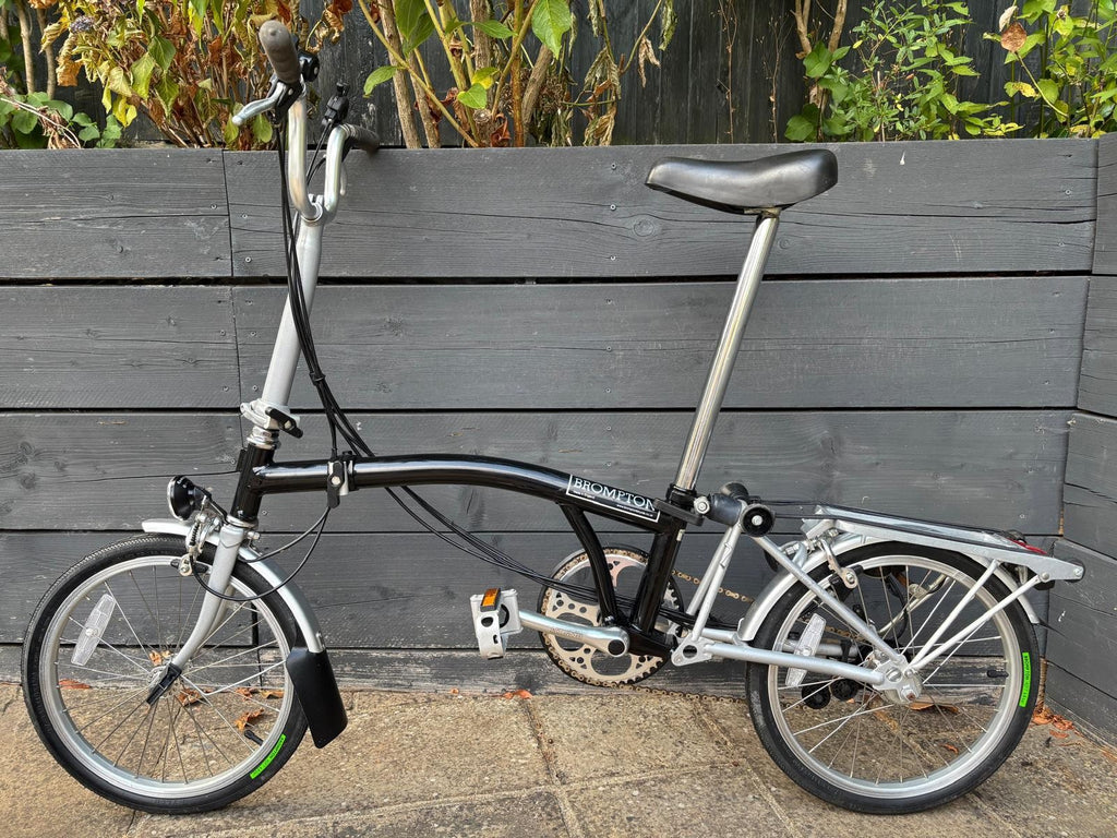 Brompton M6R C Line Explore 6 Speed Hardly Used in Excellent Condition