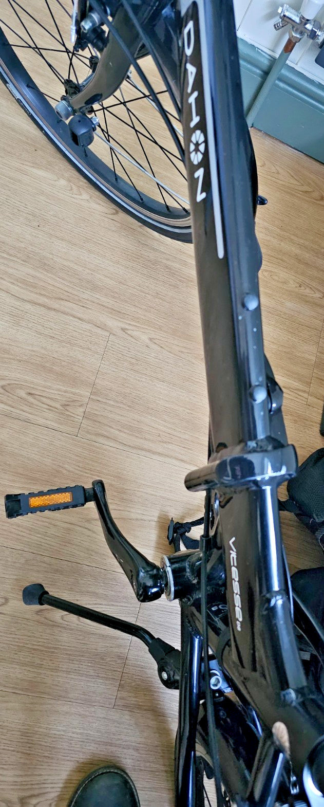 Dahon Vitesse D8 Folding Commuter Bike, Obsidian black - Pro-Serviced V.G.C