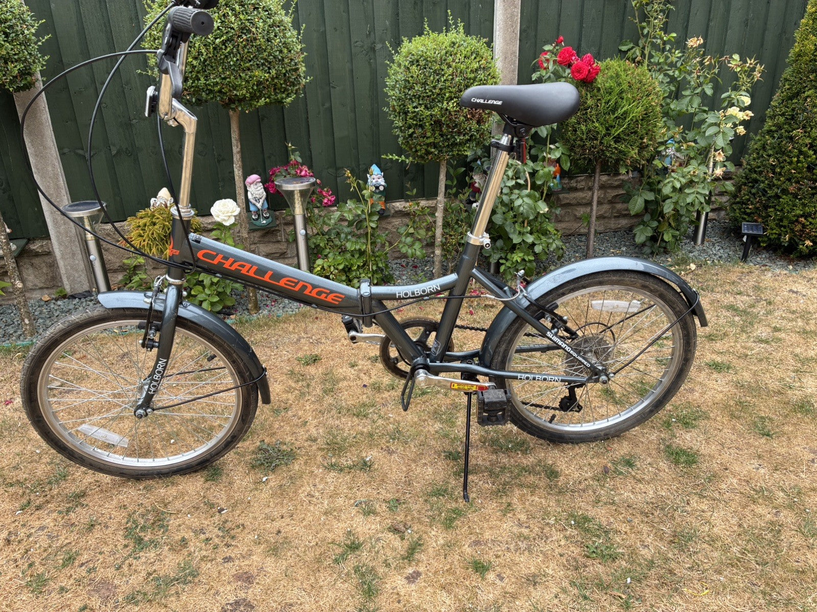 Challenge Holborn unisex folding bike.