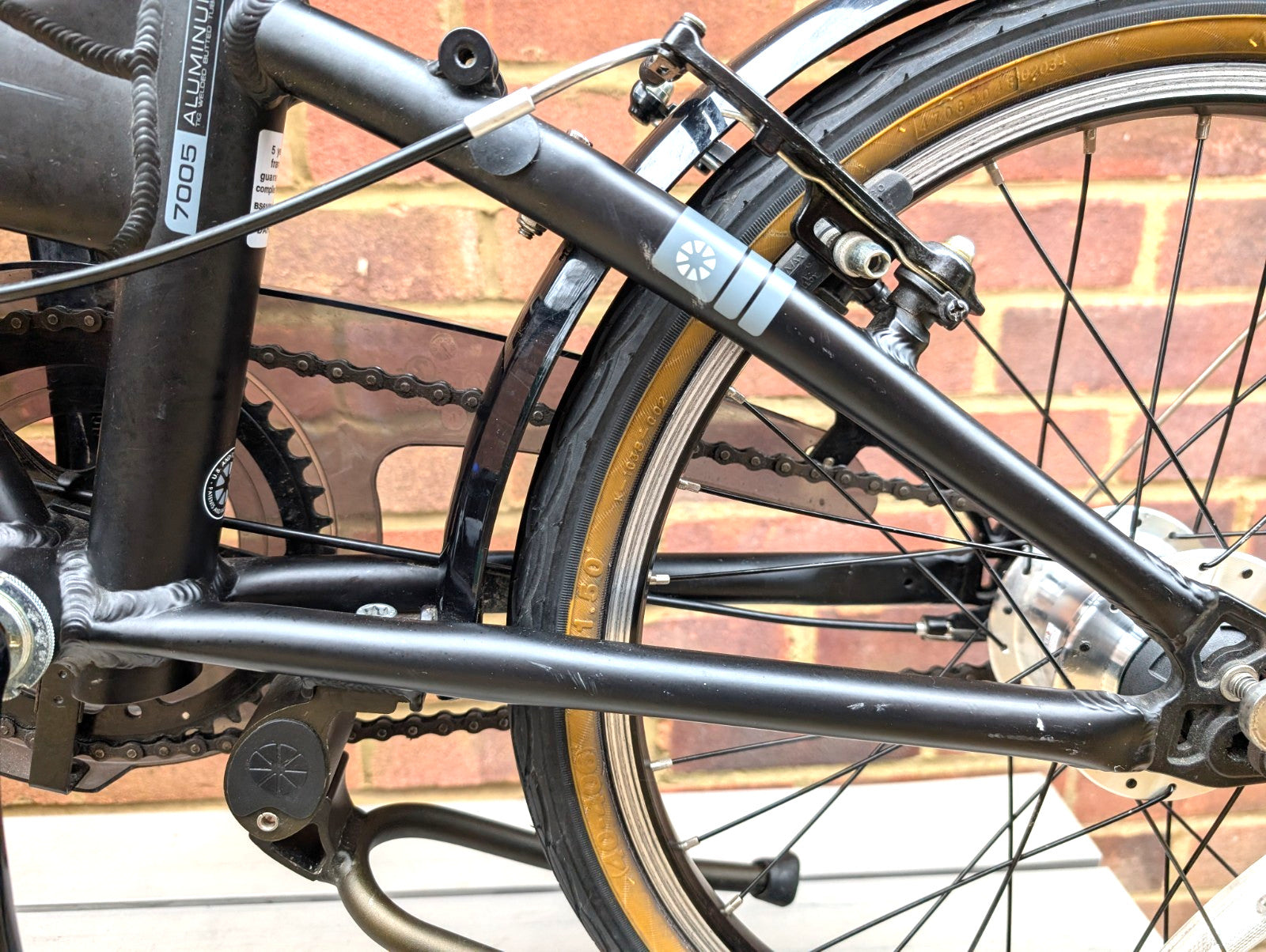 Dahon Vitesse D7HG Folding Foldable Fold-up Bike