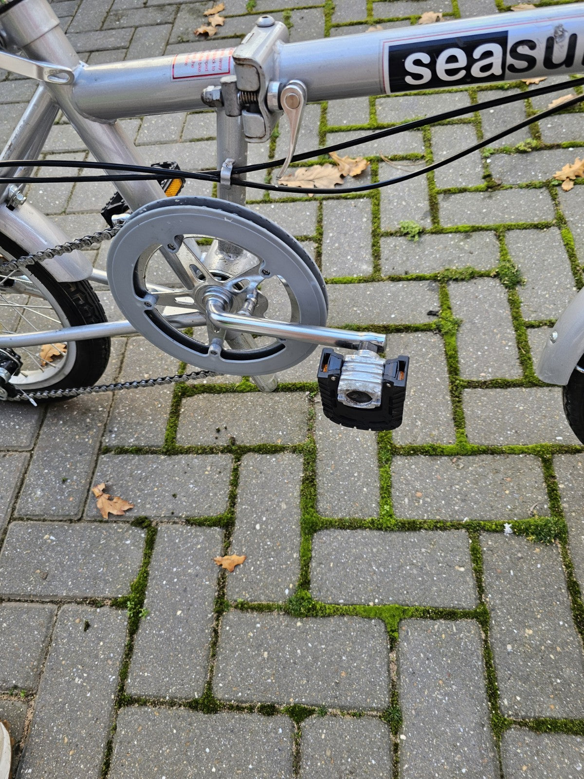 Seasure Folding Bike 16" 6-Speed Compact Lightweight Commuter Silver