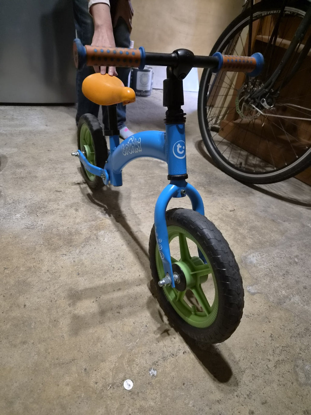 Trunki Folding Balance Bike 12" Hard Wheels - Blue