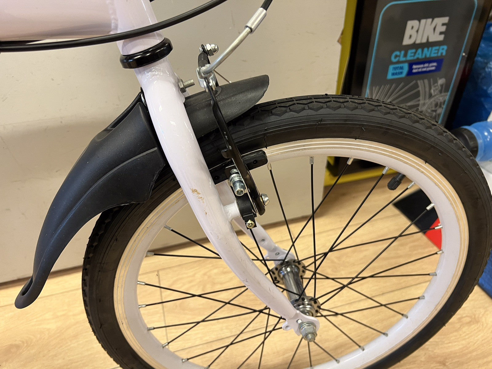 Used Compact Folder 20" Wheel White Small Folding Commute Bike