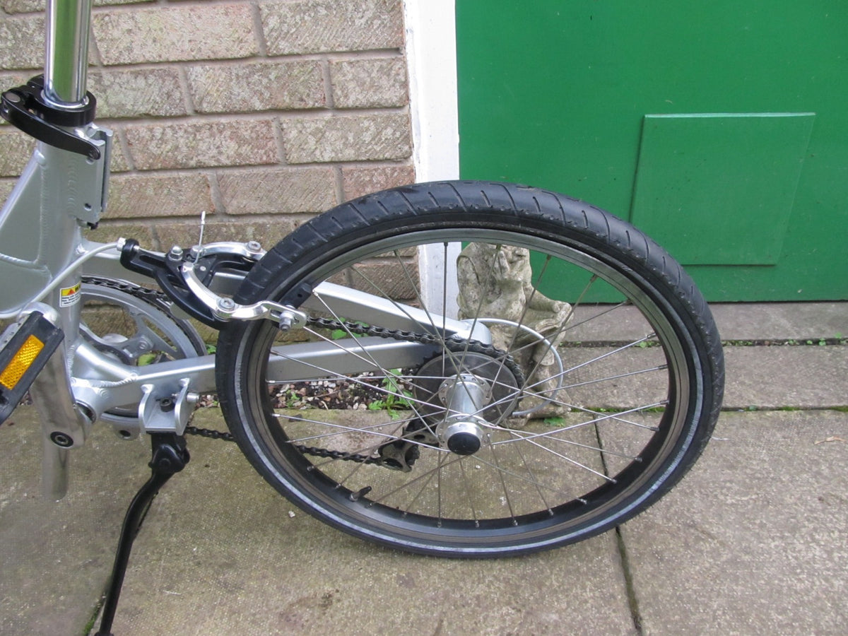 BIKE FOLDING  19" WHEELS UNISEX-EXCELLENT CONDITION-EXTRA LIGHT FRAME