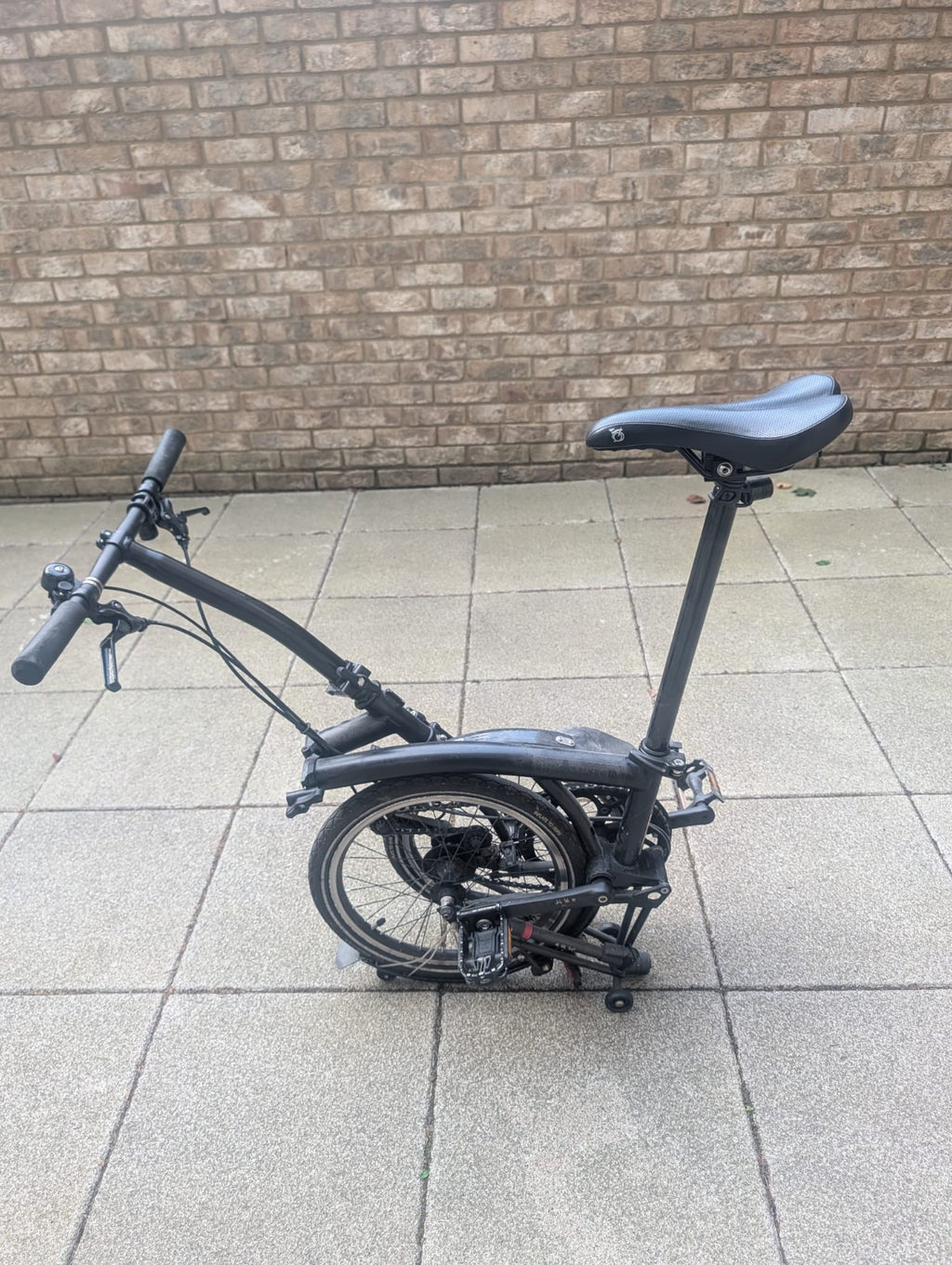 Brompton Folding Bike – 2016 – Black Edition – 2 Speed