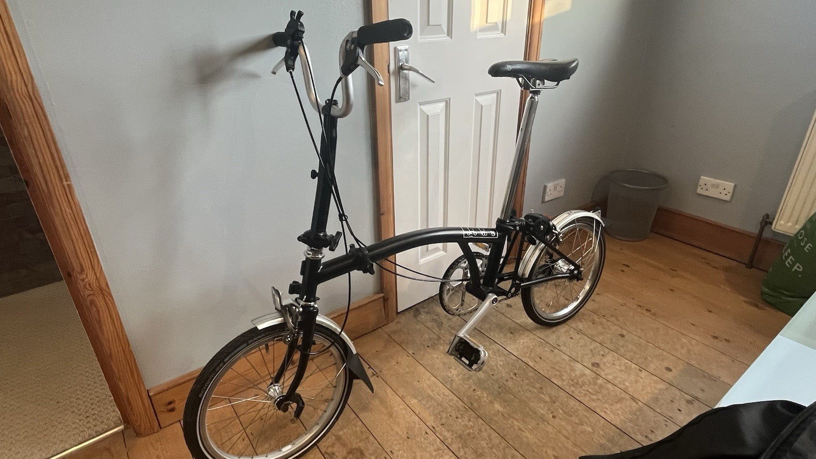 Brompton Folding Bike 3-Speed, Black