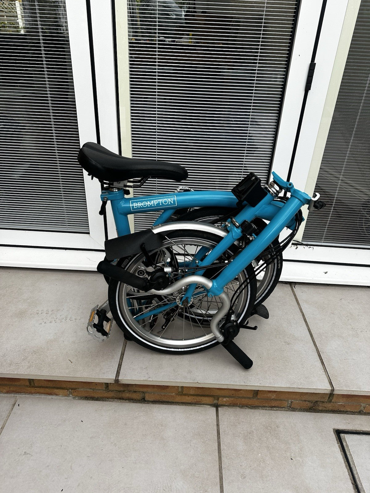 2018 Brompton M6L Folding Bike – Lagoon Blue – Six Speed – Mudguards & Bag