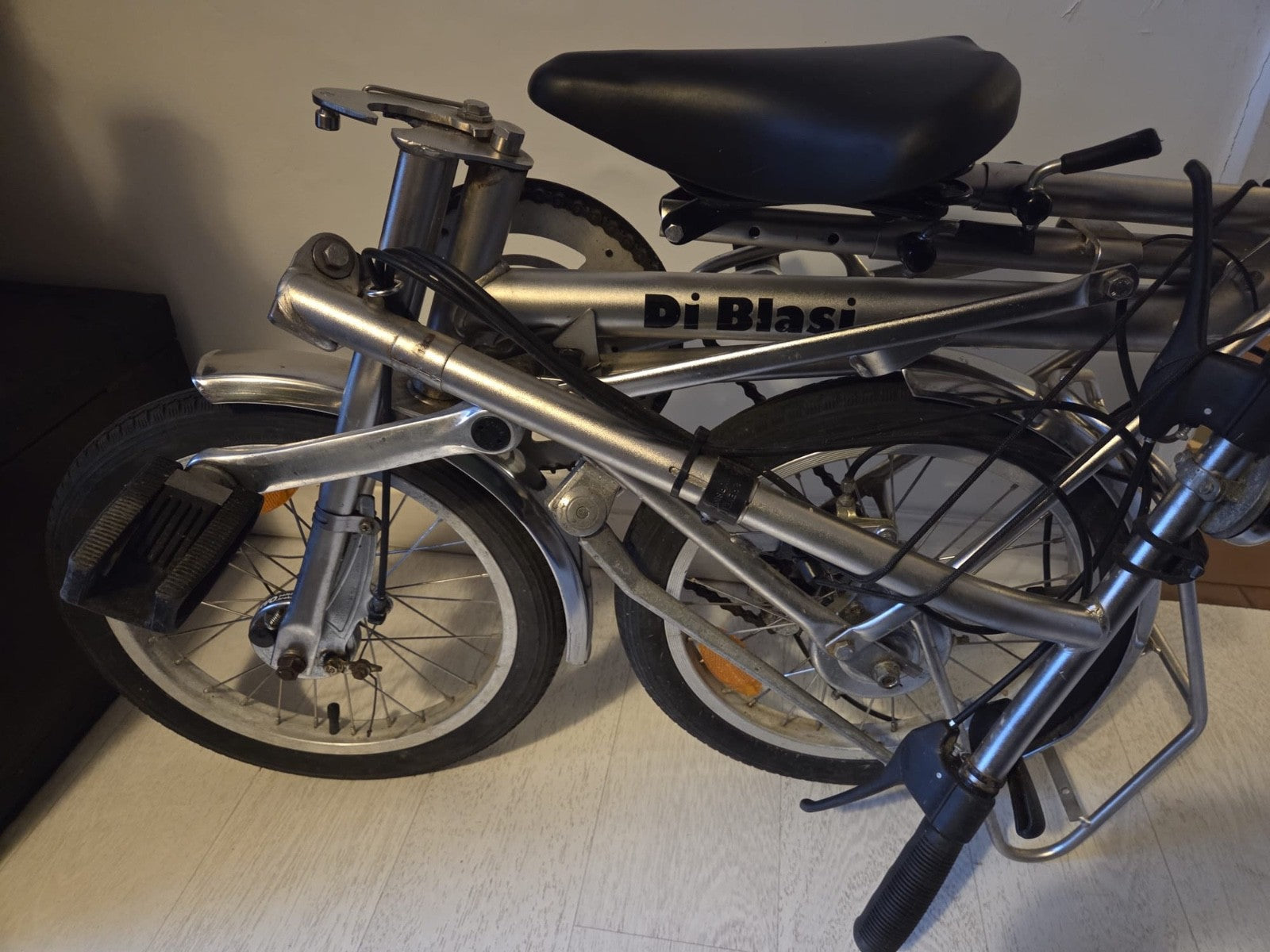 Classic Di-Blasi Folding Bicycle Cycle Silver 3 Spd gears Drum Brake