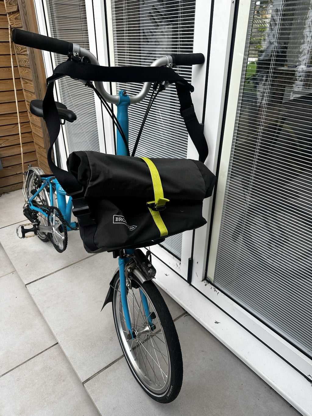 2018 Brompton M6L Folding Bike – Lagoon Blue – Six Speed – Mudguards & Bag
