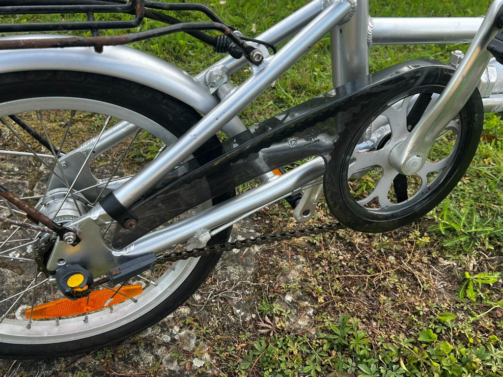 3 speed Compass folding bike (commuter, caravan or boat bike) , kickstand & rack
