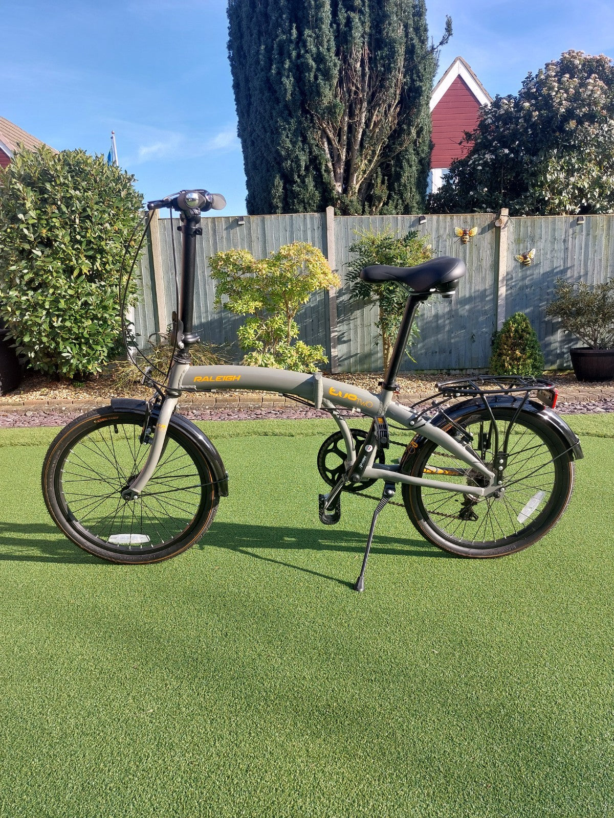 Raleigh Evo 2 Folding Bike 7-Speed Shimano Gears Grey Excellent Condition