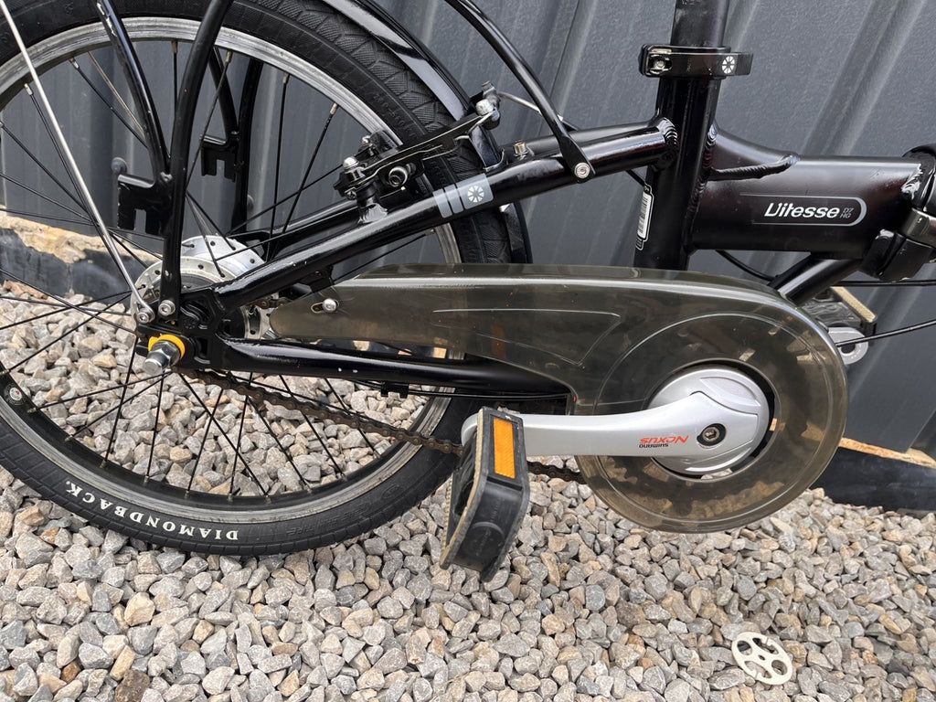Dahon Vitesse D7HG Folding bicycle.