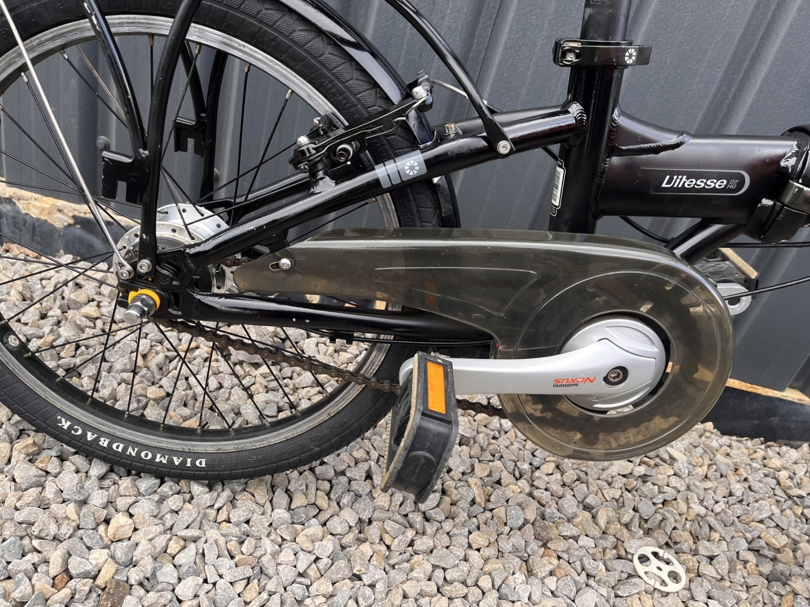 Dahon Vitesse D7HG Folding bicycle.