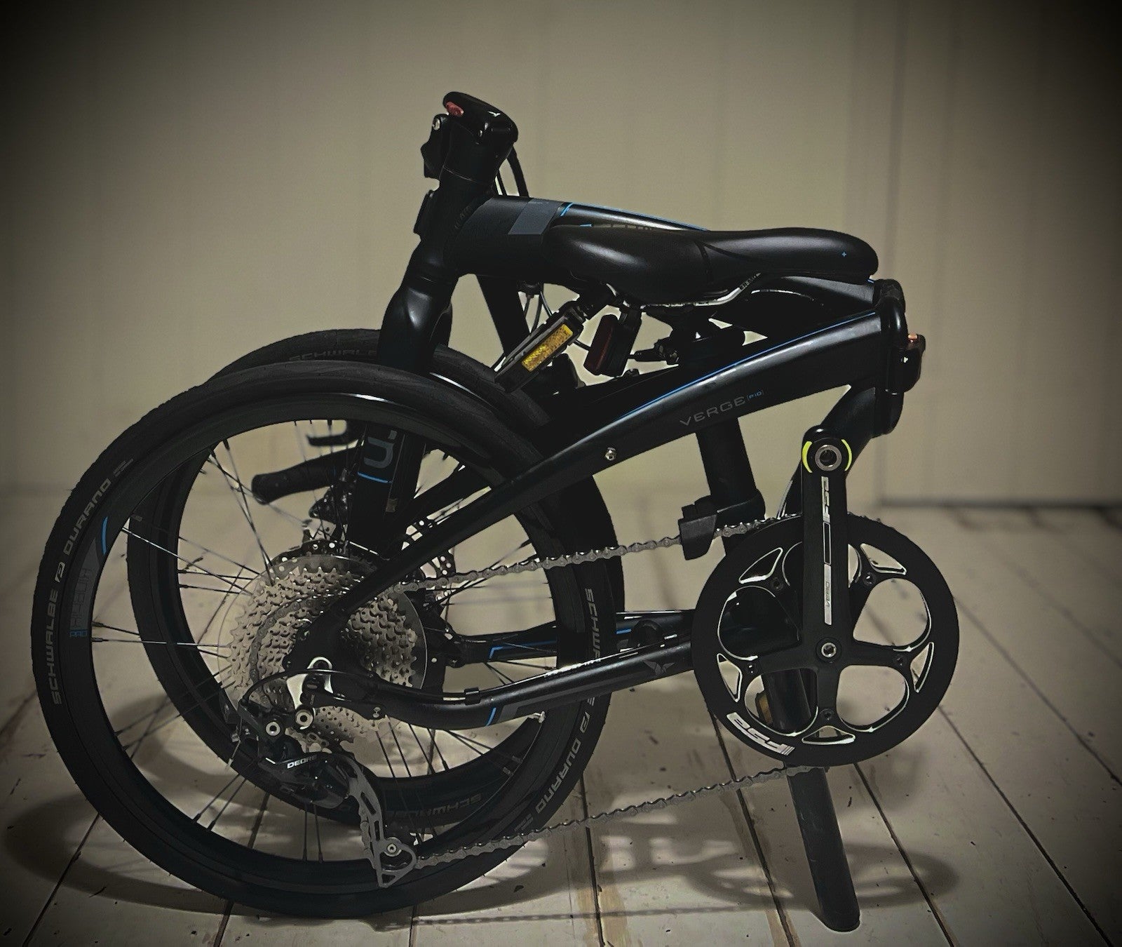 Tern Verge P10 20inch Folding Bike - Satin Black (TERN2042)
