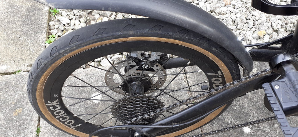 MINT bike 9 Speed Folding Bike with 16 Inch 349mm Wheels with disc brakes.