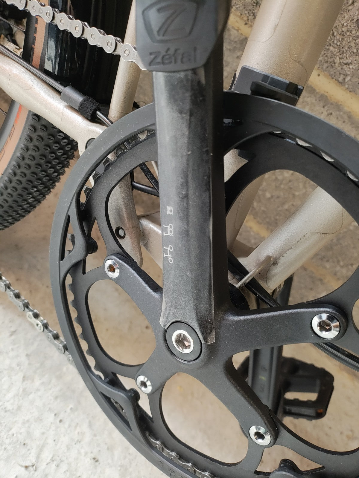 Brompton G Line LARGE- BARELY USED-UPGRADES- BOXED- INVISFRAMED